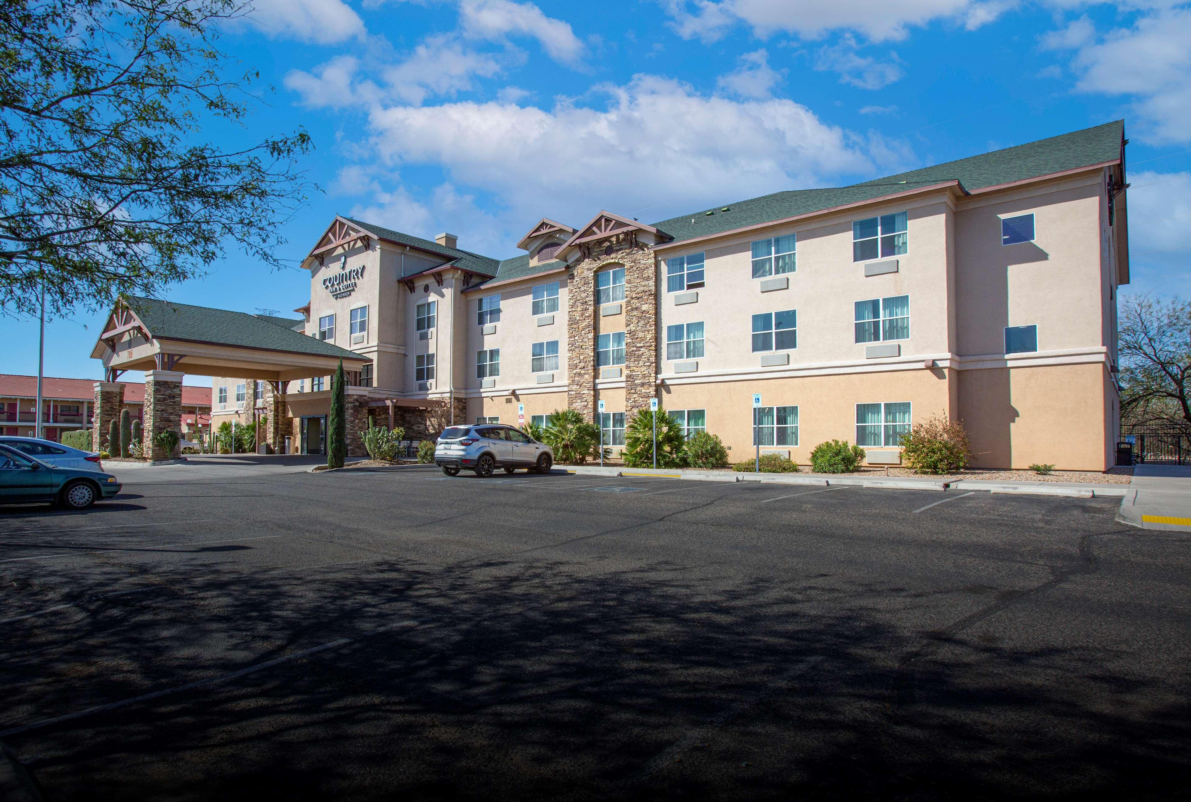 Country Inn & Suites By Radisson, Tucson City Center Az Exterior photo